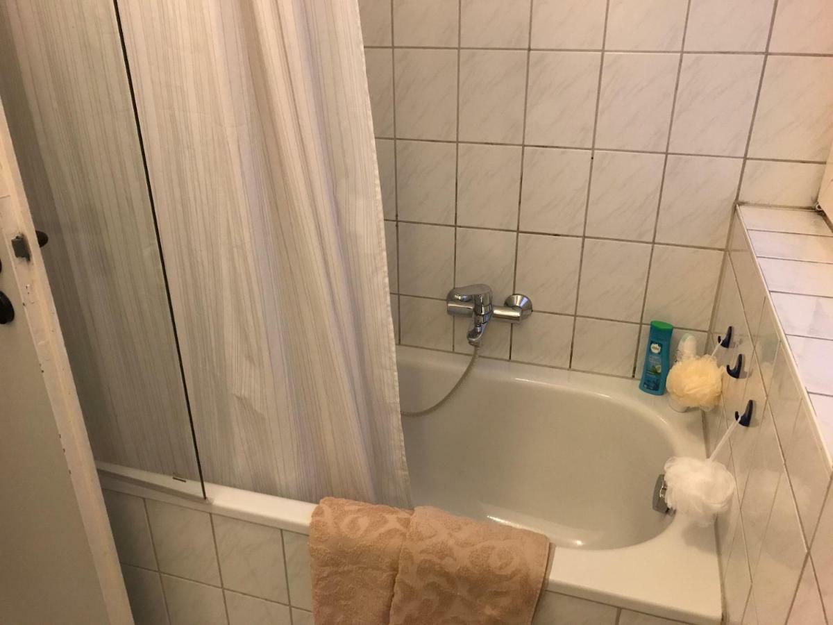2 Zimmer Wohnung Wuppertal Mit Terrasse ภายนอก รูปภาพ